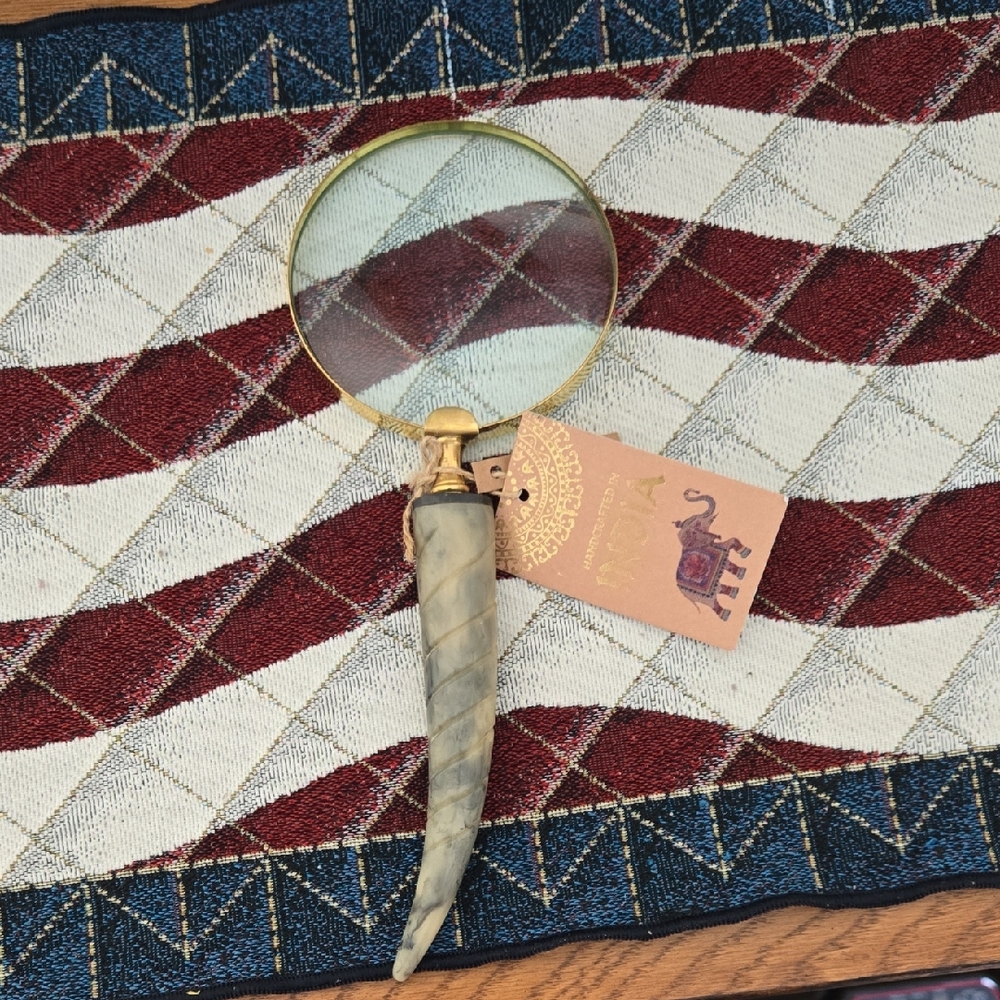 Elegant Gold and Tan Magnifying Glass